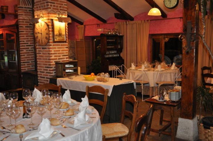 Hospedium Hacienda Las Cavas 올메도 외부 사진